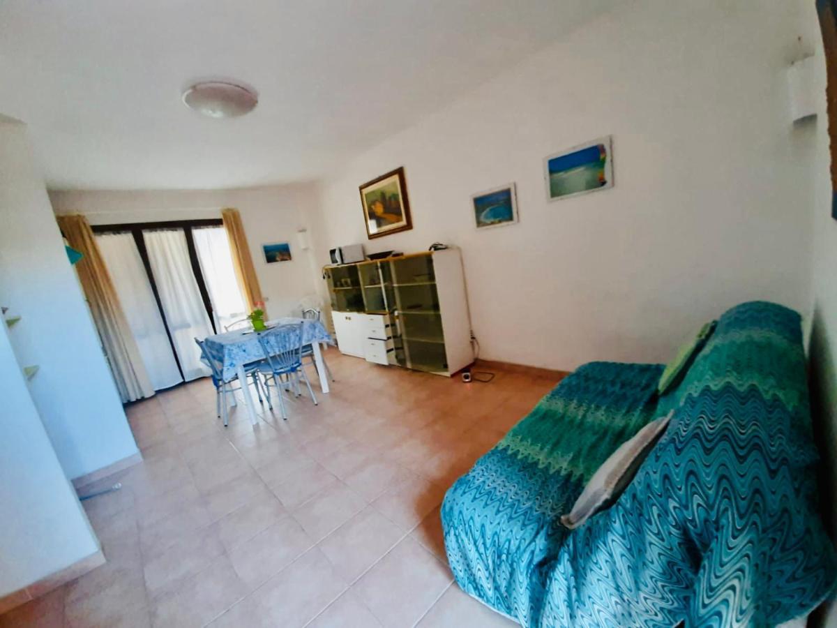Apartamento Le Residenze Itaca Porto Pozzo Exterior foto