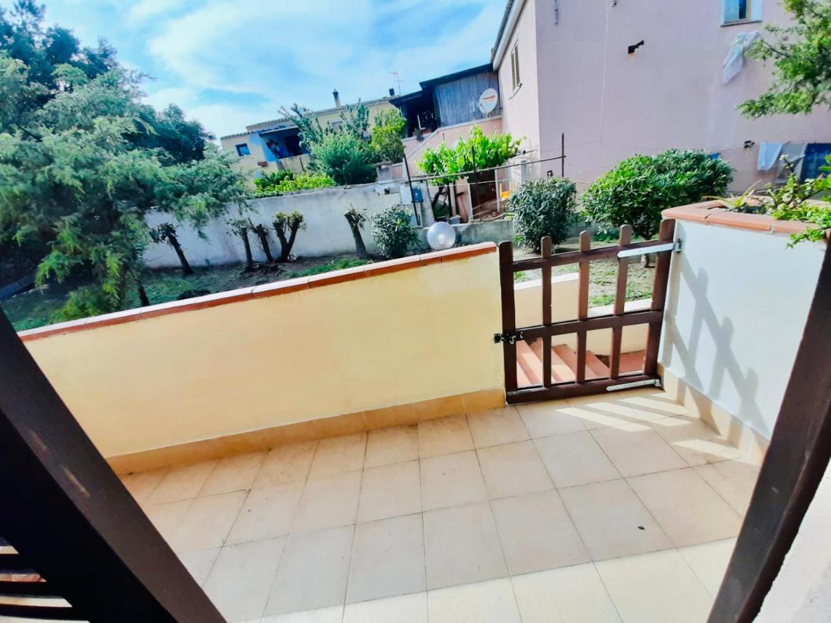 Apartamento Le Residenze Itaca Porto Pozzo Exterior foto