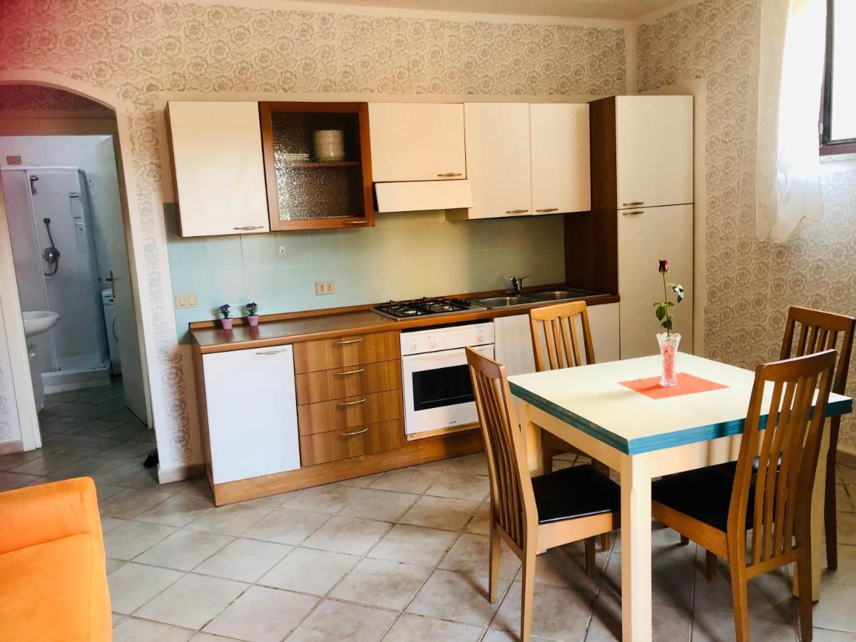 Apartamento Le Residenze Itaca Porto Pozzo Exterior foto